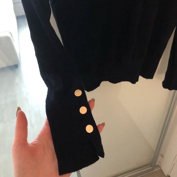 Zara long sleeve knit (navy) - Picture 2 of 4